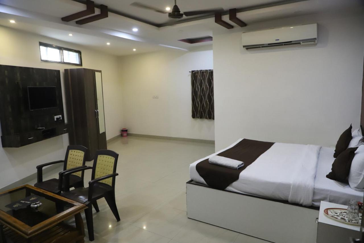 The Bagga Inn Jabalpur Exterior foto